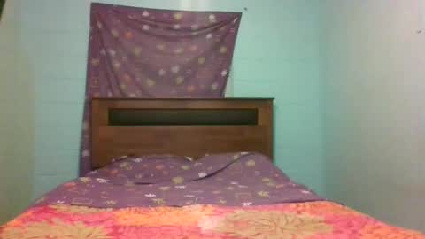 Snapshot of catitaprincess chatting on June 18, 3:29 am catitaprincess online show from June 18, 3:29 am