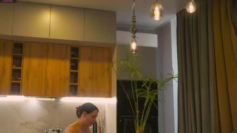 catolinanight online show from November 9, 6:12 am