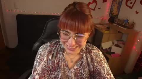 Snapshot of catsito chatting on May 12, 5:37 am im MIA -Independent Model MY OF is catsito3 online show from May 12, 5:37 am