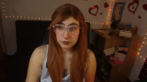 Snapshot of catsito chatting on May 19, 4:52 am im MIA -Independent Model MY OF is catsito3 online show from May 19, 4:52 am