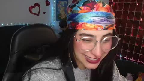 Snapshot of catsito chatting on May 24, 2:27 am im MIA -Independent Model MY OF is catsito3 online show from May 24, 2:27 am