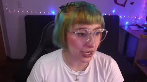 Snapshot of catsito chatting on July 8, 12:26 am im MIA -Independent Model MY OF is catsito3 online show from July 8, 12:26 am