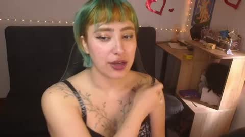 Snapshot of catsito chatting on July 11, 5:04 pm im MIA -Independent Model MY OF is catsito3 online show from July 11, 5:04 pm