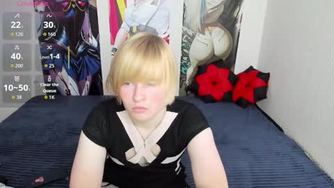 Snapshot of cattie_w_ chatting on October 16, 1:28 am cattie_w_ online show from October 16, 1:28 am