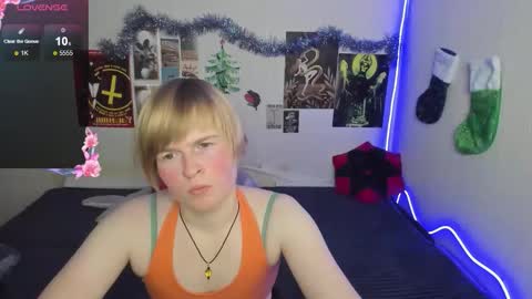 cattie_w_ online show from January 9, 1:19 am