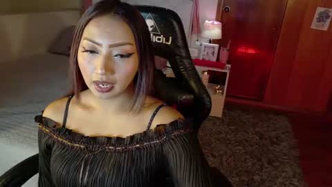 Snapshot of cattleya_love_ chatting on August 5, 2:25 am Cattleya online show from August 5, 2:25 am