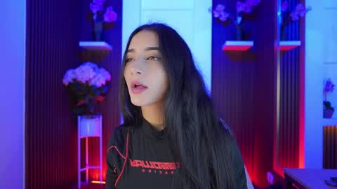 cattleyascaly online show from October 18, 7:14 pm