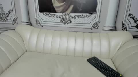 Snapshot of catty_dolldaddy chatting on March 8, 5:11 pm catty online show from March 8, 5:11 pm