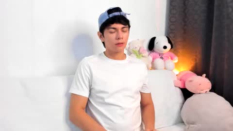 Cayden online show from November 16, 4:51 am