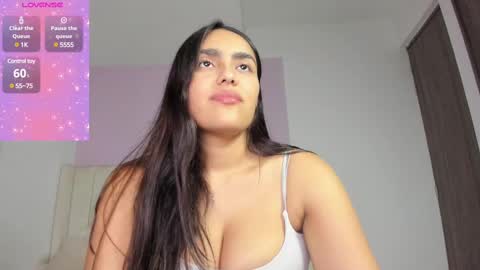 Snapshot of caylin_jordan chatting on February 12, 4:12 am Cay online show from February 12, 4:12 am