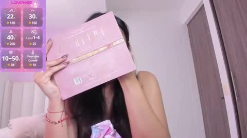 Snapshot of caylin_jordan chatting on February 27, 7:47 pm Cay online show from February 27, 7:47 pm