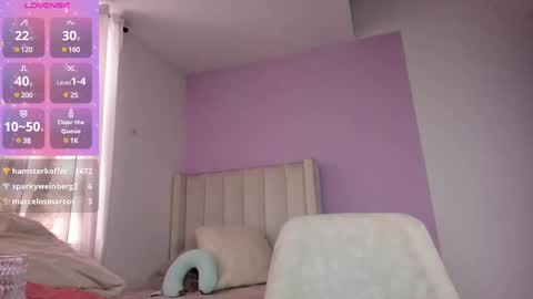 Snapshot of caylin_jordan chatting on March 11, 9:59 pm Cay online show from March 11, 9:59 pm