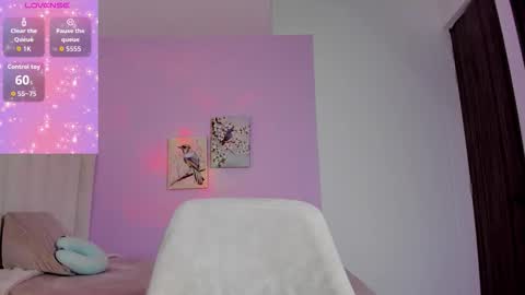 Snapshot of caylin_jordan chatting on October 7, 12:24 pm Cay online show from October 7, 12:24 pm