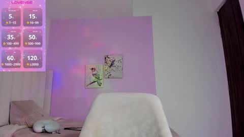 Snapshot of caylin_jordan chatting on October 9, 12:52 am Cay online show from October 9, 12:52 am