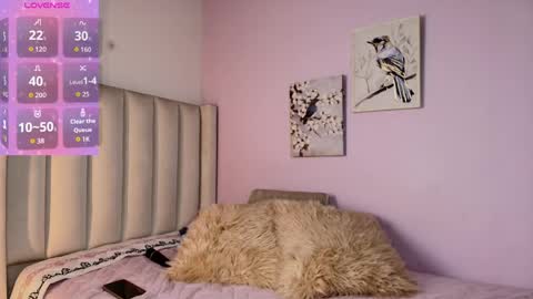 Cay online show from April 9, 11:59 am