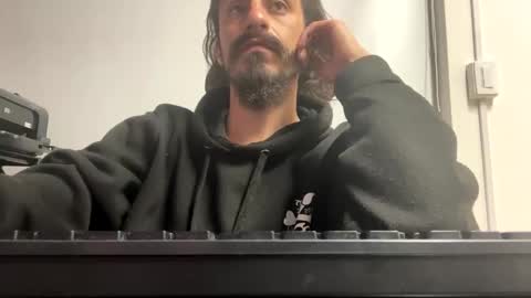 cayu_frensh94 online show from December 3, 1:41 am