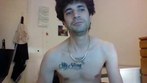 cazzone98italiano online show from June 26, 5:17 pm