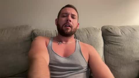 Snapshot of cboyy20 chatting on April 14, 5:35 am cboyy20 online show from April 14, 5:35 am