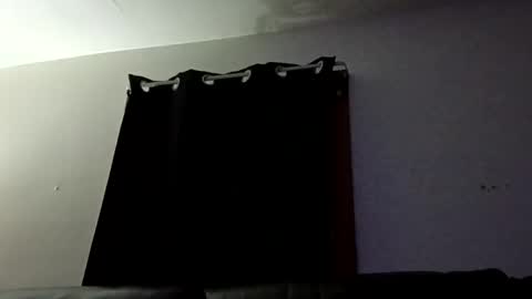 Snapshot of cbruggemann1129 chatting on May 18, 3:13 am TheLegend online show from May 18, 3:13 am