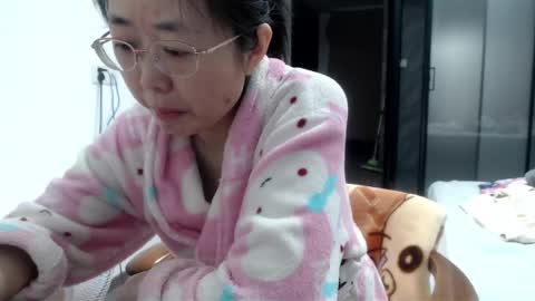 ANNYANNY online show from February 9, 6:05 pm