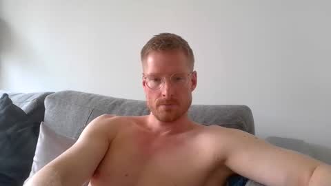 Snapshot of ccloser87 chatting on February 7, 12:20 pm ccloser87 online show from February 7, 12:20 pm