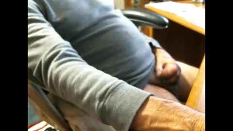 CCzt154 online show from April 19, 3:55 pm