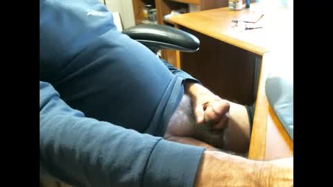 Snapshot of cczt154 chatting on May 2, 4:45 pm CCzt154 online show from May 2, 4:45 pm