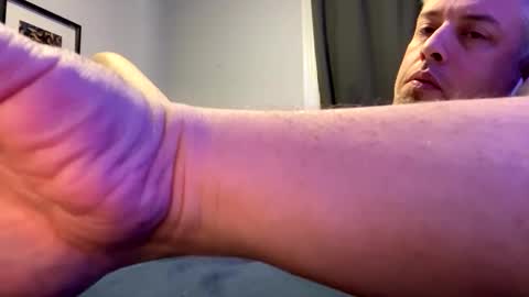 Snapshot of cdnhardrock799 chatting on December 17, 5:02 am cdnhardrock799 online show from December 17, 5:02 am