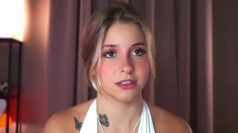 Snapshot of ceceliapidcock chatting on July 25, 7:22 pm Lina online show from July 25, 7:22 pm