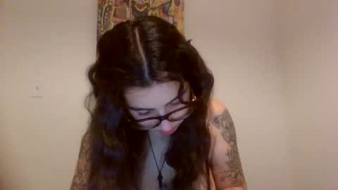 ceceluv27 online show from November 23, 1:05 am