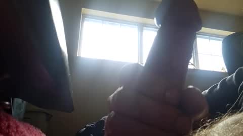 Snapshot of cederrowe887213 chatting on April 19, 6:43 pm cederrowe887213 online show from April 19, 6:43 pm