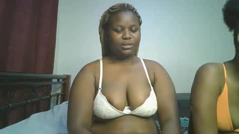 ceepretty25 online show from December 17, 11:33 pm