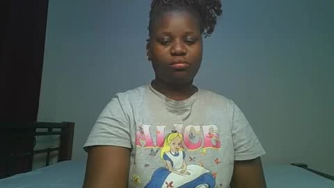 ceepretty25 online show from April 15, 12:28 am