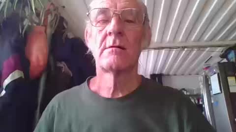 Chuck online show from October 11, 9:46 pm