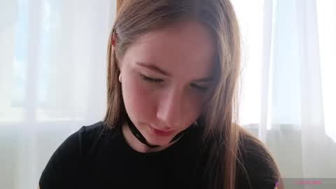Josie Manesi online show from June 1, 6:26 am