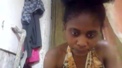 celena438935 online show from December 2, 12:32 pm