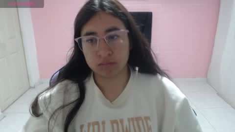 celeste817631 online show from May 11, 12:44 pm