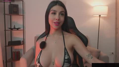 Alice online show from April 17, 9:07 pm