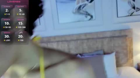 Snapshot of celeste_collinss_ chatting on December 5, 11:41 am celeste online show from December 5, 11:41 am