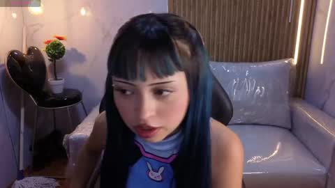 celeste_fioree online show from April 14, 3:18 pm