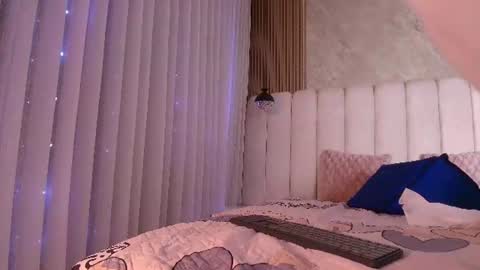 Snapshot of celeste_moonx chatting on June 17, 11:56 am Celeste online show from June 17, 11:56 am