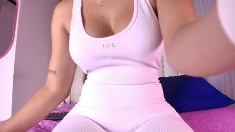 Snapshot of celeste_moonx chatting on July 17, 11:50 am Celeste online show from July 17, 11:50 am
