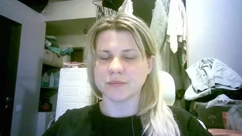 celeste_naughty_ online show from May 6, 10:20 am