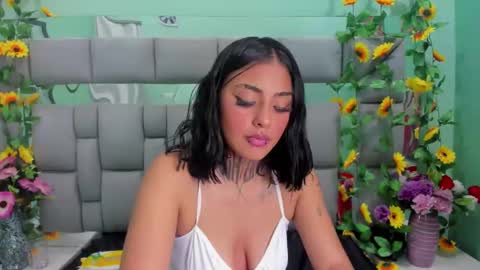 Snapshot of celeste_owen18 chatting on January 3, 10:31 am celeste owen18 online show from January 3, 10:31 am