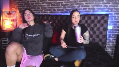 celeste_starsss online show from February 6, 2:20 pm