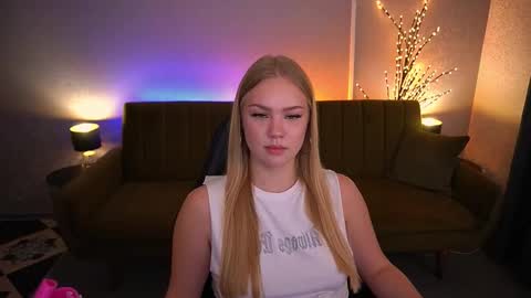 Snapshot of celestenoirr chatting on September 10, 2:06 pm celestenoirr online show from September 10, 2:06 pm