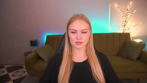 Snapshot of celestenoirr chatting on September 18, 6:37 am celestenoirr online show from September 18, 6:37 am