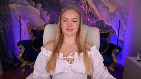 Snapshot of celestenoirr chatting on October 9, 6:44 am celestenoirr online show from October 9, 6:44 am