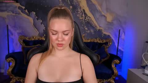 Snapshot of celestenoirr chatting on November 5, 7:52 am celestenoirr online show from November 5, 7:52 am