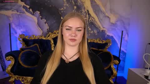 Snapshot of celestenoirr chatting on November 25, 7:41 am celestenoirr online show from November 25, 7:41 am